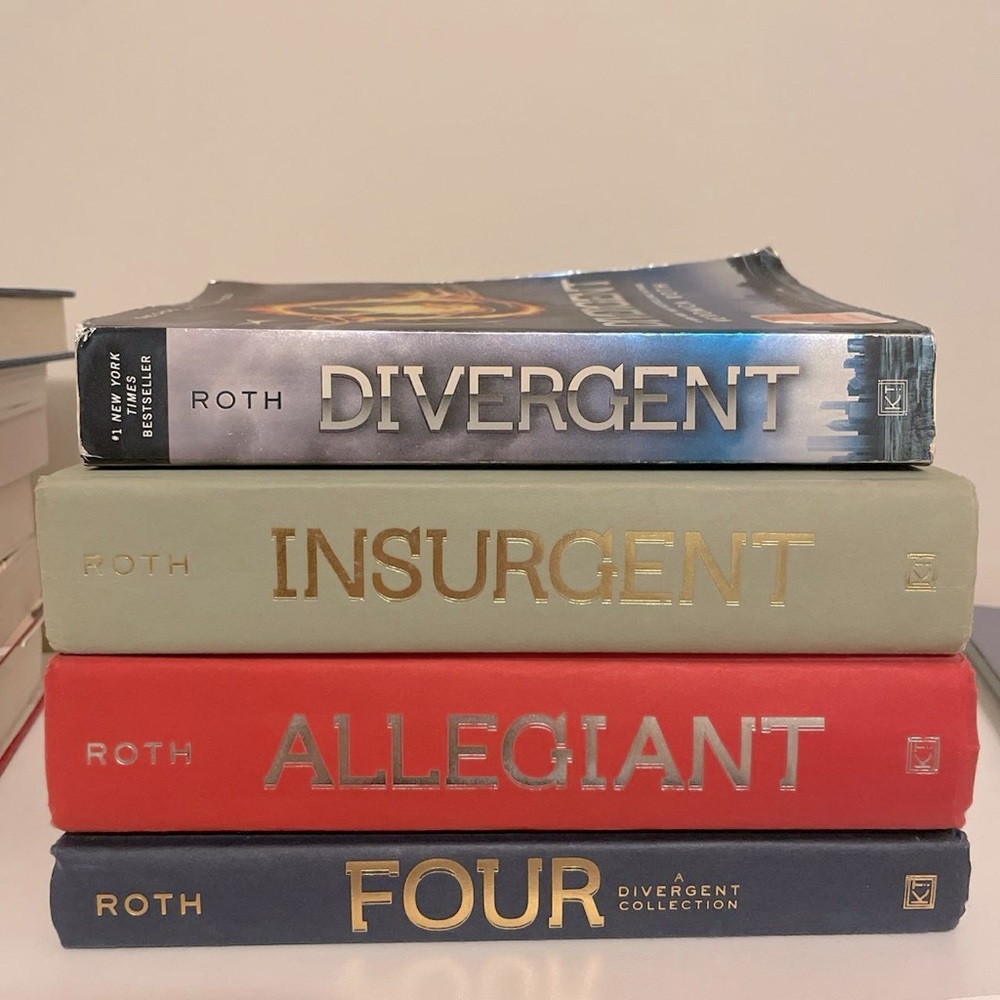 Complete Divergent Book Series